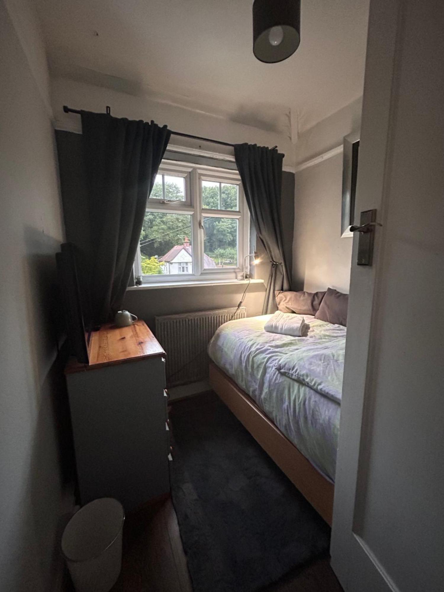 Redditch Rest Near Town Centre & Transport Links Apartment Exterior photo