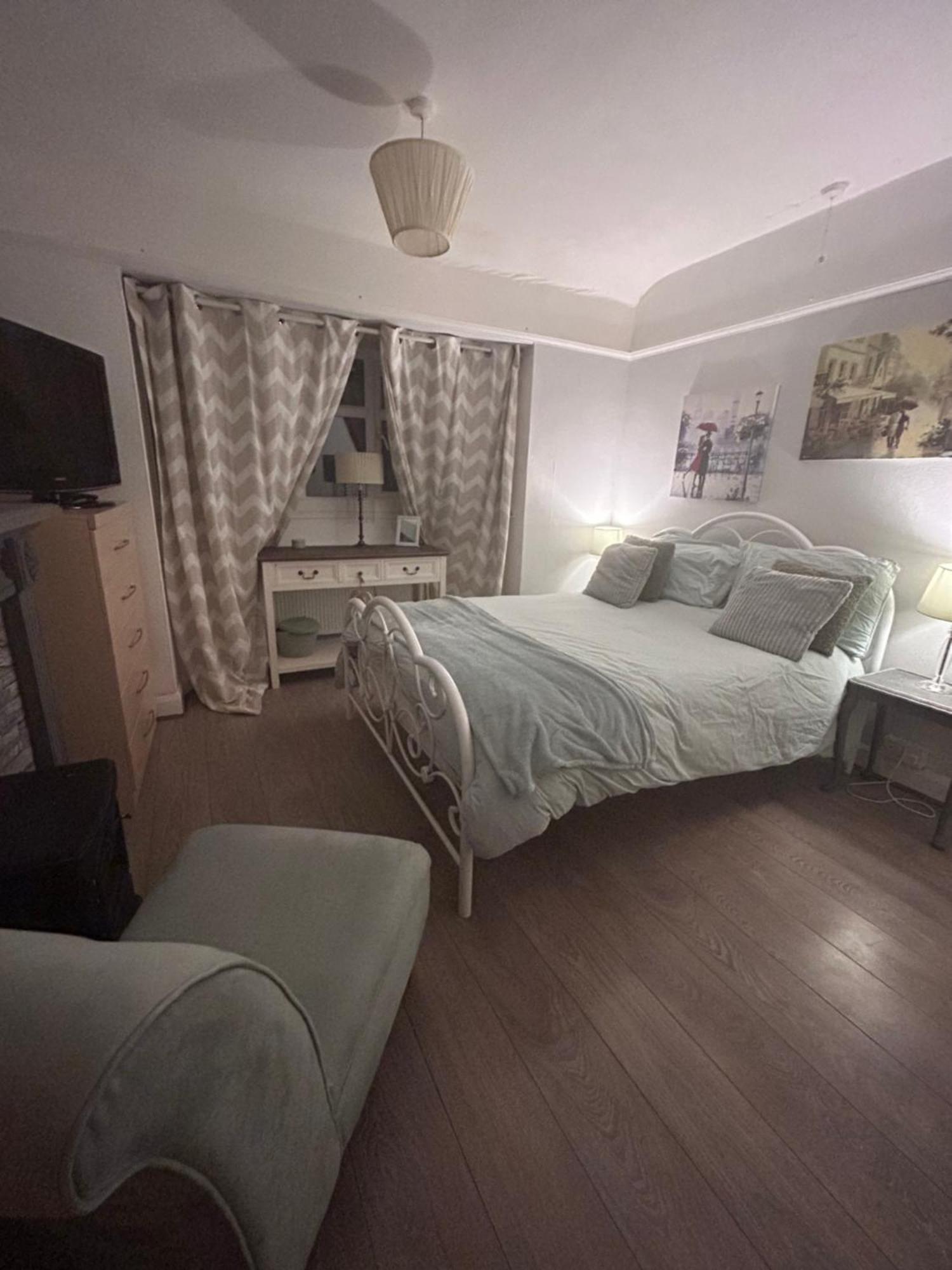 Redditch Rest Near Town Centre & Transport Links Apartment Exterior photo